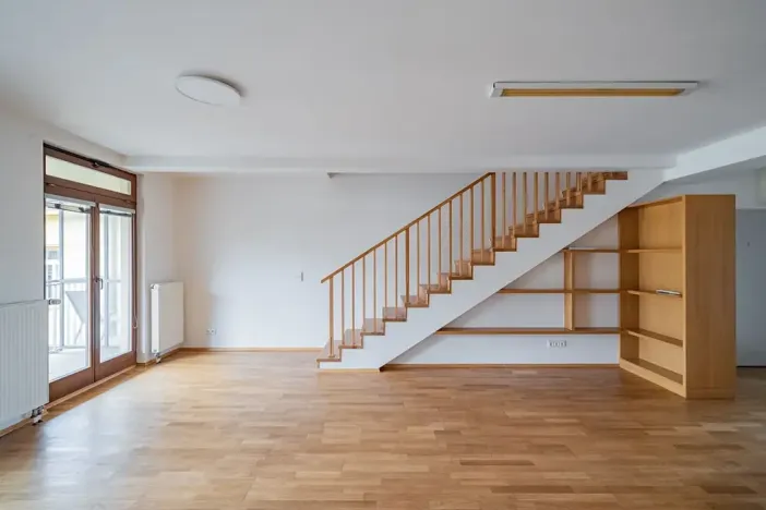 Pronájem bytu 4+1, Praha - Smíchov, Štefánikova, 147 m2