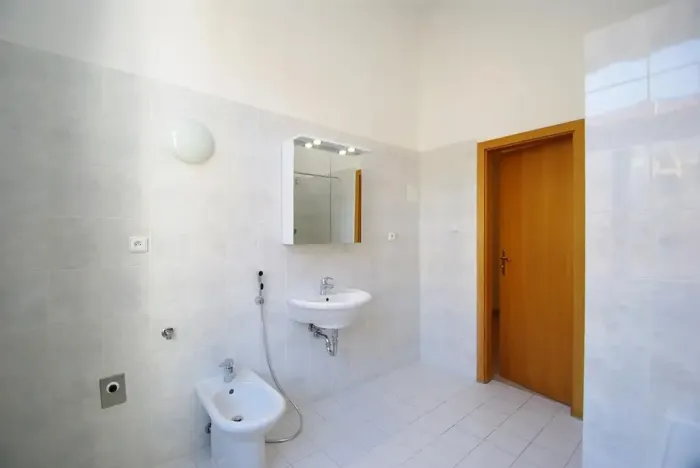 Pronájem bytu 3+1, Praha - Smíchov, V lesíčku, 104 m2