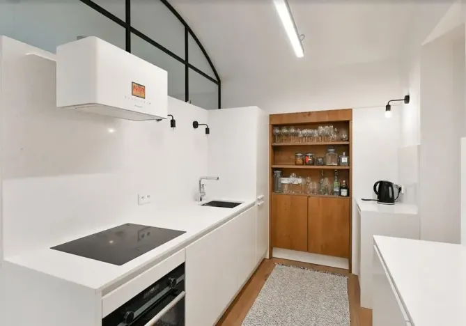 Pronájem bytu 2+kk, Praha - Vinohrady, Laubova, 50 m2