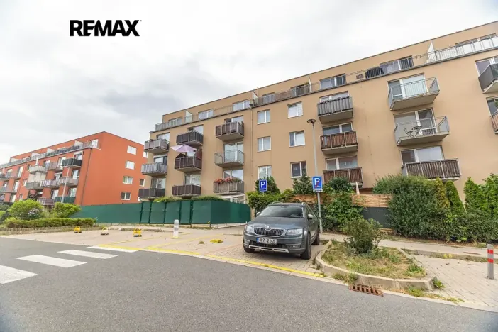 Prodej bytu 2+kk, Hostivice, Žitná, 46 m2