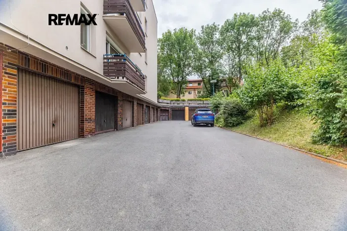 Prodej bytu 2+kk, Praha - Břevnov, Na Petřinách, 41 m2