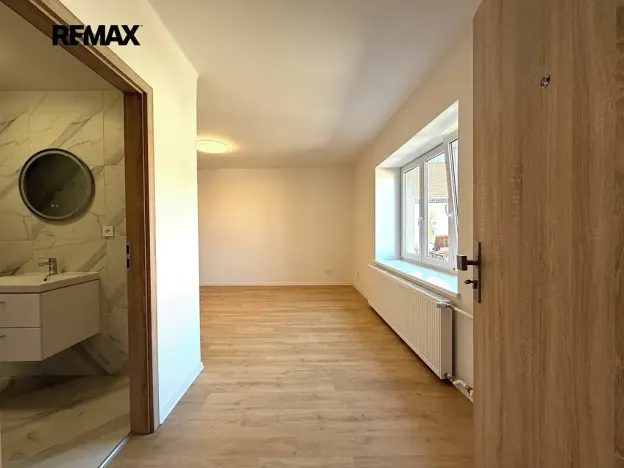 Pronájem bytu 1+kk, Ořech, V Chaloupkách, 30 m2