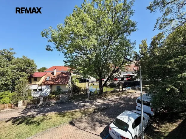 Pronájem bytu 1+kk, Ořech, V Chaloupkách, 30 m2