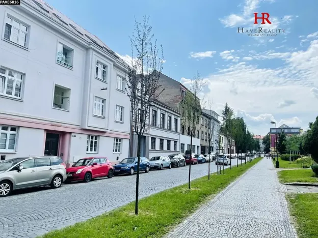 Pronájem bytu 2+kk, Benešov, Husova, 54 m2