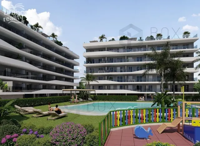 Prodej bytu 4+kk, Santa Pola, Alicante, Španělsko, 148 m2