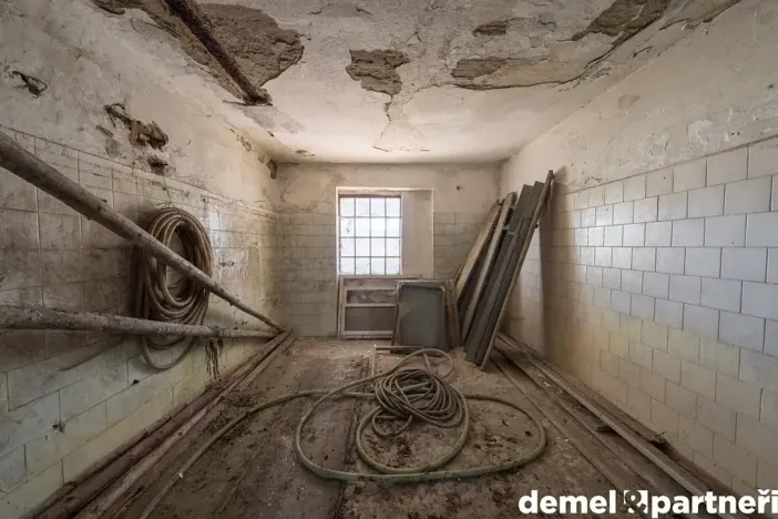 Prodej zemědělského objektu, Korouhev, 1400 m2