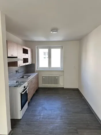 Pronájem bytu 2+1, Chomutov, Pionýrů, 65 m2