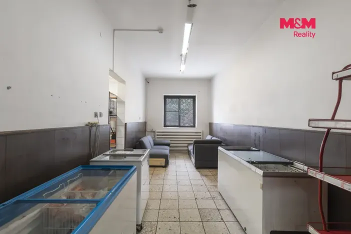 Prodej obchodního prostoru, Paskov, Náměstí, 205 m2