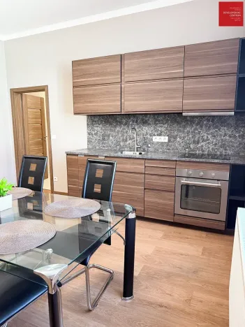 Prodej bytu 3+kk, Mariánské Lázně, Hlavní třída, 60 m2