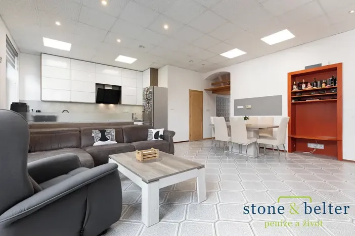 Prodej bytu 4+kk, Opava, Olomoucká, 155 m2