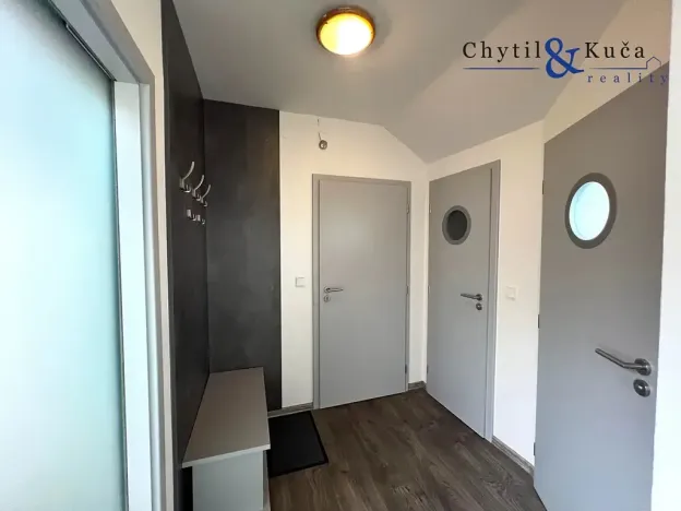 Prodej atypického bytu, Beňov, 235 m2
