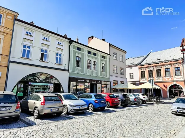 Pronájem kanceláře, Valašské Meziříčí, Náměstí, 46 m2