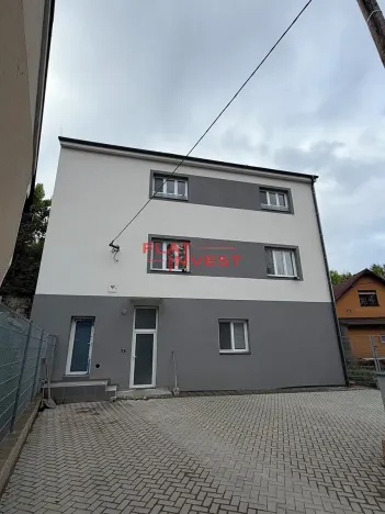 Pronájem bytu 2+kk, Liberec, Dopravní, 55 m2