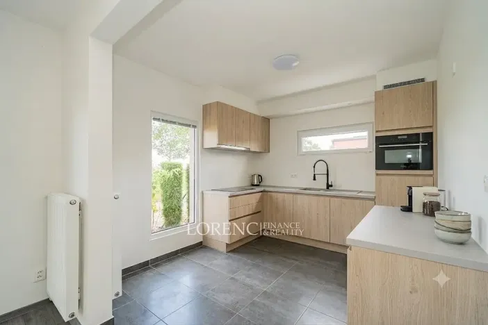 Prodej rodinného domu, Polerady, 83 m2