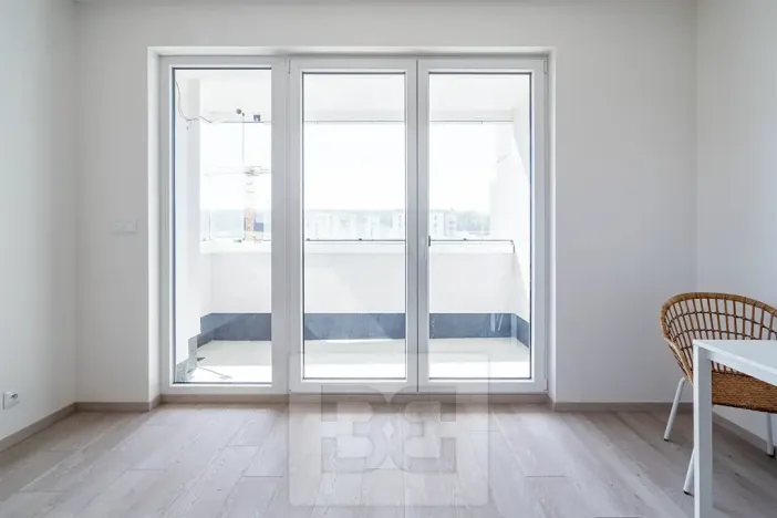 Pronájem bytu 1+kk, Praha - Vysočany, Poděbradská, 32 m2