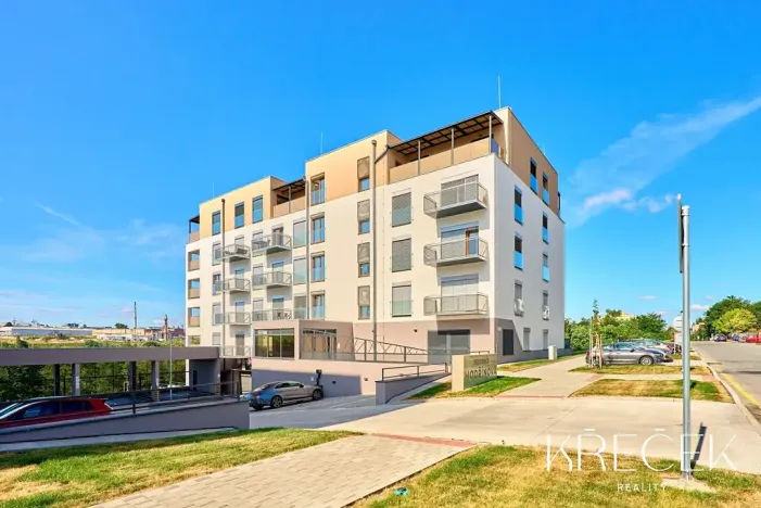 Pronájem bytu 1+kk, Třebíč, Modřínová, 39 m2