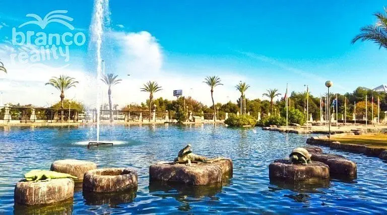 Prodej rodinného domu, Torrevieja, Alicante, Španělsko, 185 m2