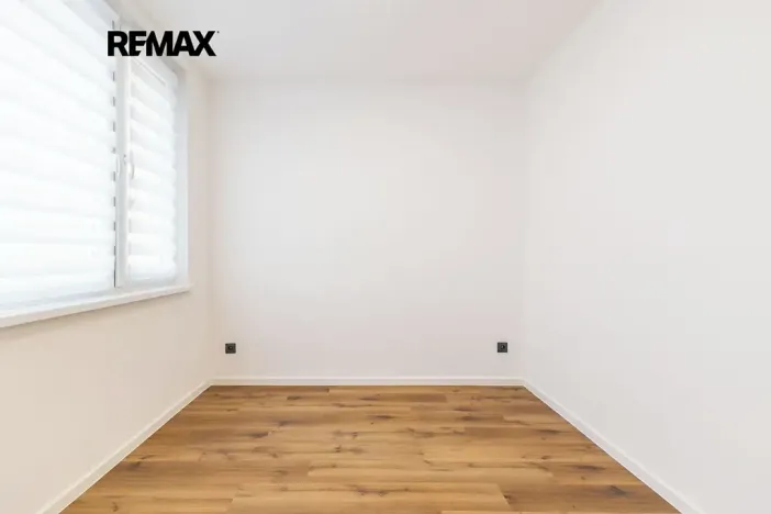 Prodej bytu 2+kk, Praha - Stodůlky, Suchý vršek, 33 m2