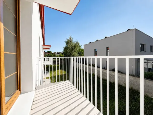 Pronájem bytu 2+kk, Praha - Dubeč, U staré studánky, 39 m2