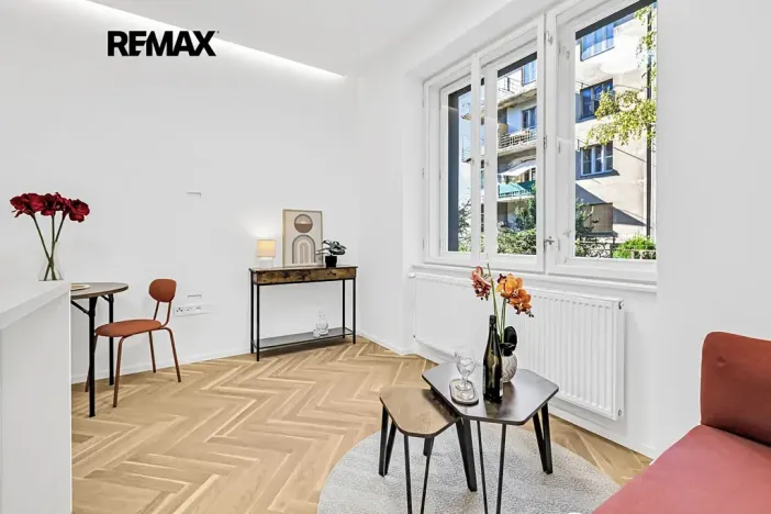 Prodej bytu 2+kk, Praha - Vinohrady, V Horní Stromce, 48 m2