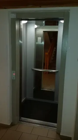 Pronájem bytu 3+kk, Praha - Podolí, Pod Pekařkou, 70 m2