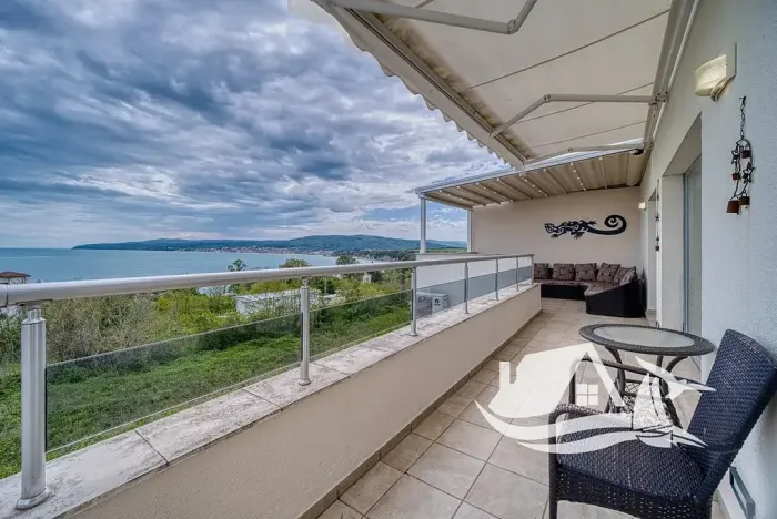 Prodej bytu 3+kk, Bjala, Bulharsko, 90 m2