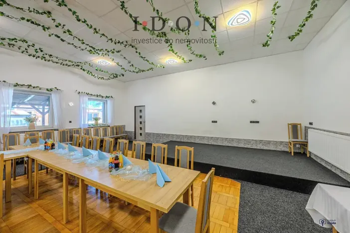 Prodej rodinného domu, Kozlovice, 500 m2