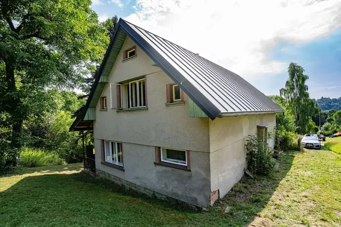 Prodej rodinného domu, Roztoky u Semil, 346 m2