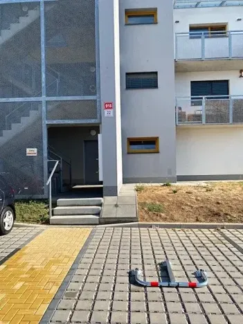 Pronájem bytu 2+kk, Znojmo, Třešňová, 59 m2
