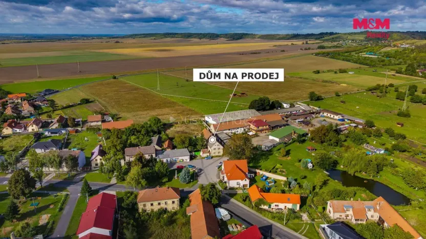 Prodej rodinného domu, Spomyšl, 350 m2