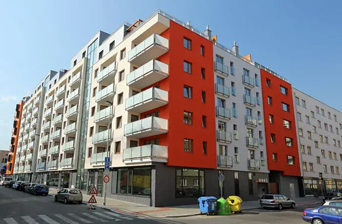 Pronájem garážového stání, Praha - Libeň, Kurta Konráda, 20 m2