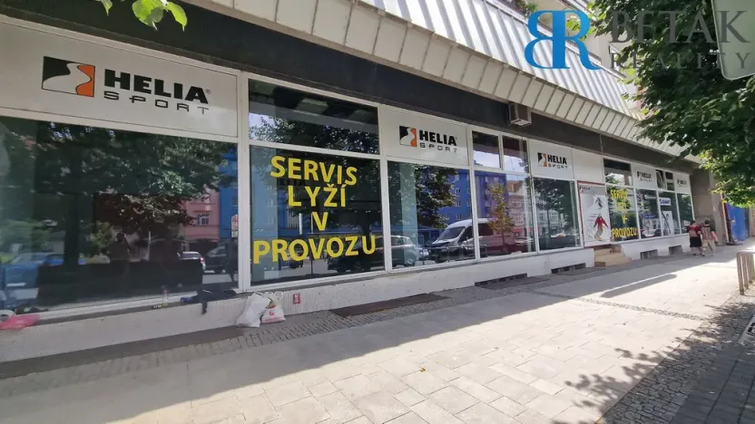 Pronájem obchodního prostoru, Přerov - Přerov I-Město, Žerotínovo nám., 373 m2