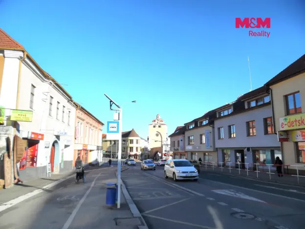 Pronájem obchodního prostoru, Beroun - Beroun-Město, Plzeňská, 85 m2