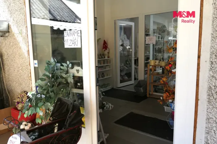 Pronájem obchodního prostoru, Beroun - Beroun-Město, Plzeňská, 85 m2