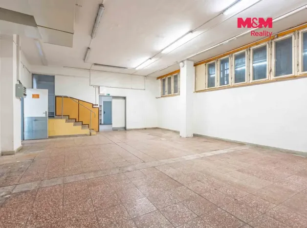Prodej obchodního prostoru, Český Těšín, Slezská, 900 m2