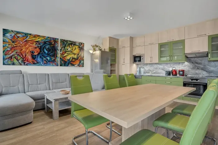 Prodej bytu 2+kk, Loučná pod Klínovcem, 61 m2
