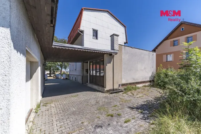 Prodej bytu 3+1, Hranice, Tovární, 122 m2
