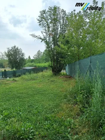 Pronájem bytu 2+kk, Milovice, Armádní, 52 m2