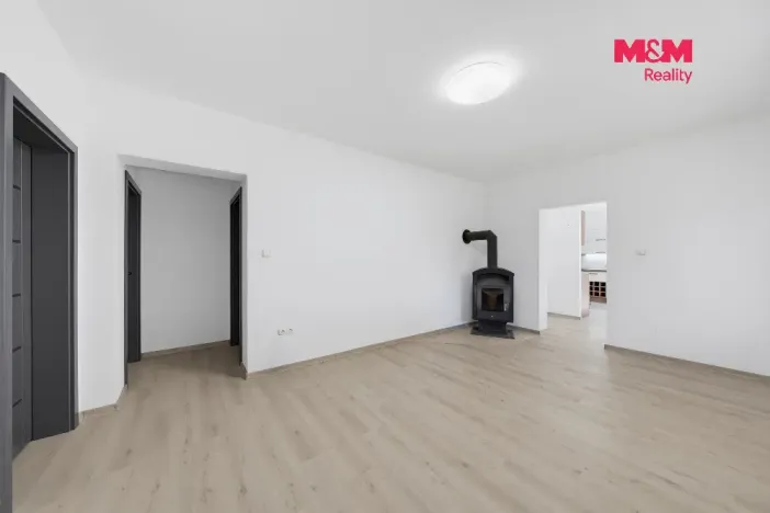 Prodej bytu 4+1, Lhotka nad Labem, 75 m2