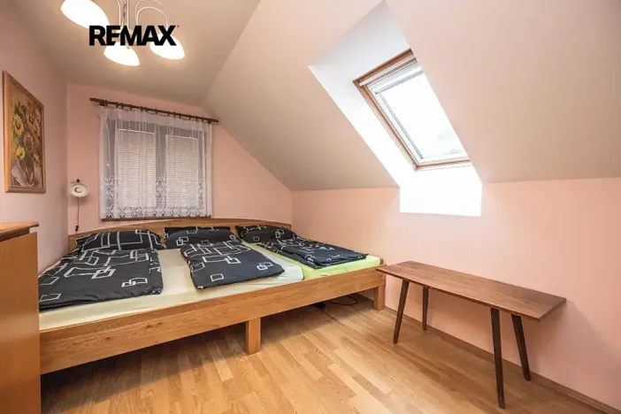 Pronájem rodinného domu, Mirošovice, Senohrabská, 150 m2