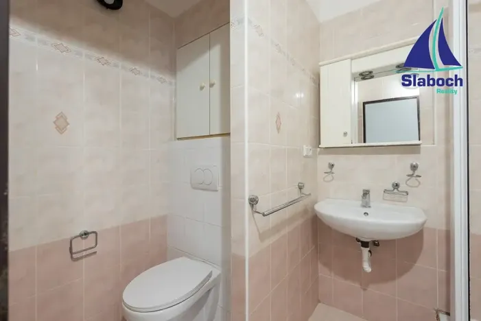 Pronájem bytu 3+1, Praha - Petrovice, Frostova, 78 m2