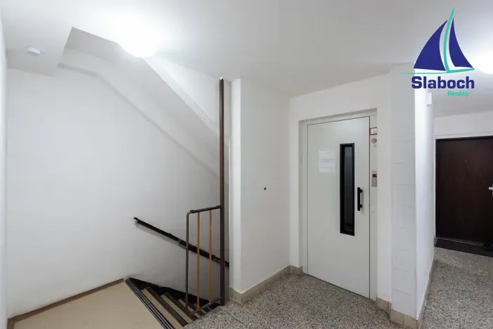 Pronájem bytu 3+1, Praha - Petrovice, Frostova, 78 m2