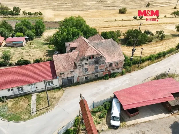 Prodej zemědělské usedlosti, Trstěnice, 700 m2