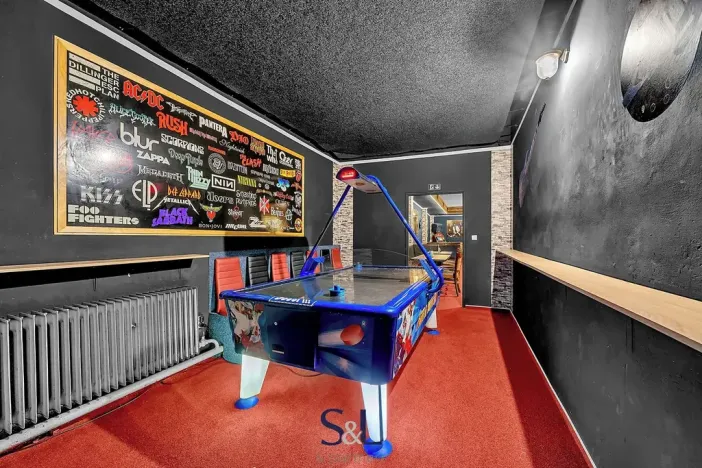 Pronájem restaurace, Česká Lípa, Jindřicha z Lipé, 290 m2