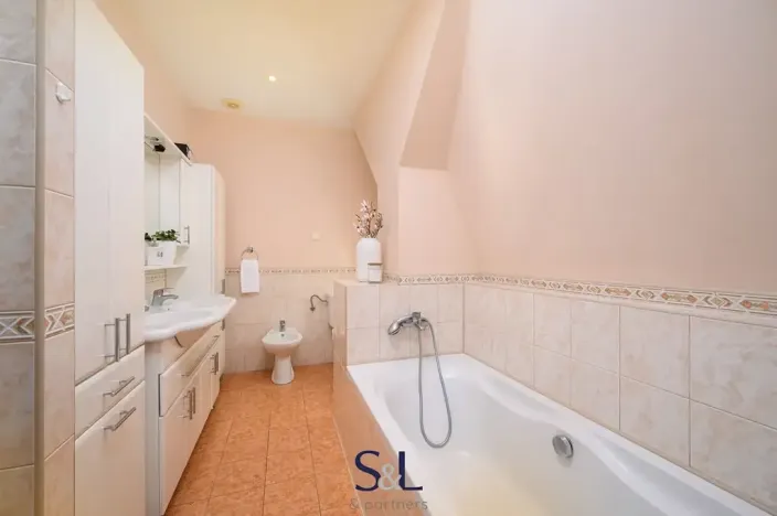 Prodej bytu 4+kk, Cvikov, Žitavská, 150 m2