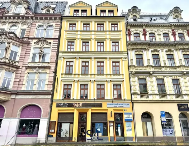 Pronájem obchodního prostoru, Liberec, nám. Sokolovské, 79 m2