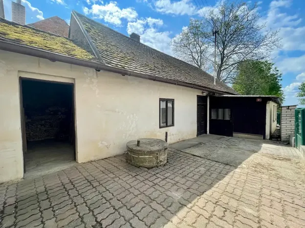 Prodej výrobních prostor, Bílé Podolí, 136 m2