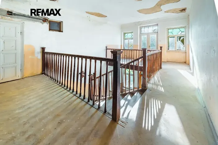 Prodej rodinného domu, Velká Kraš, 420 m2