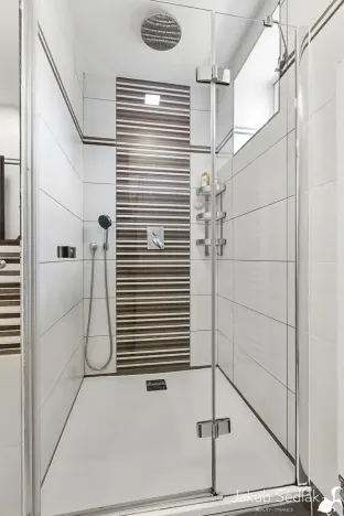 Prodej bytu 6+kk a větší, Praha - Modřany, Kolářova, 129 m2