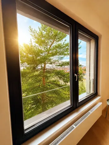 Pronájem bytu 1+kk, Praha - Strašnice, Michelangelova, 37 m2
